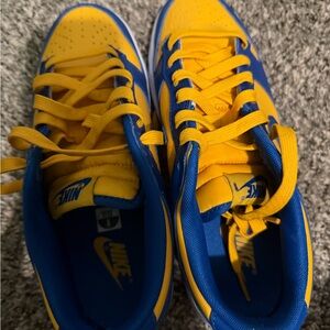 Nike dunk low ucla color way men’s 8